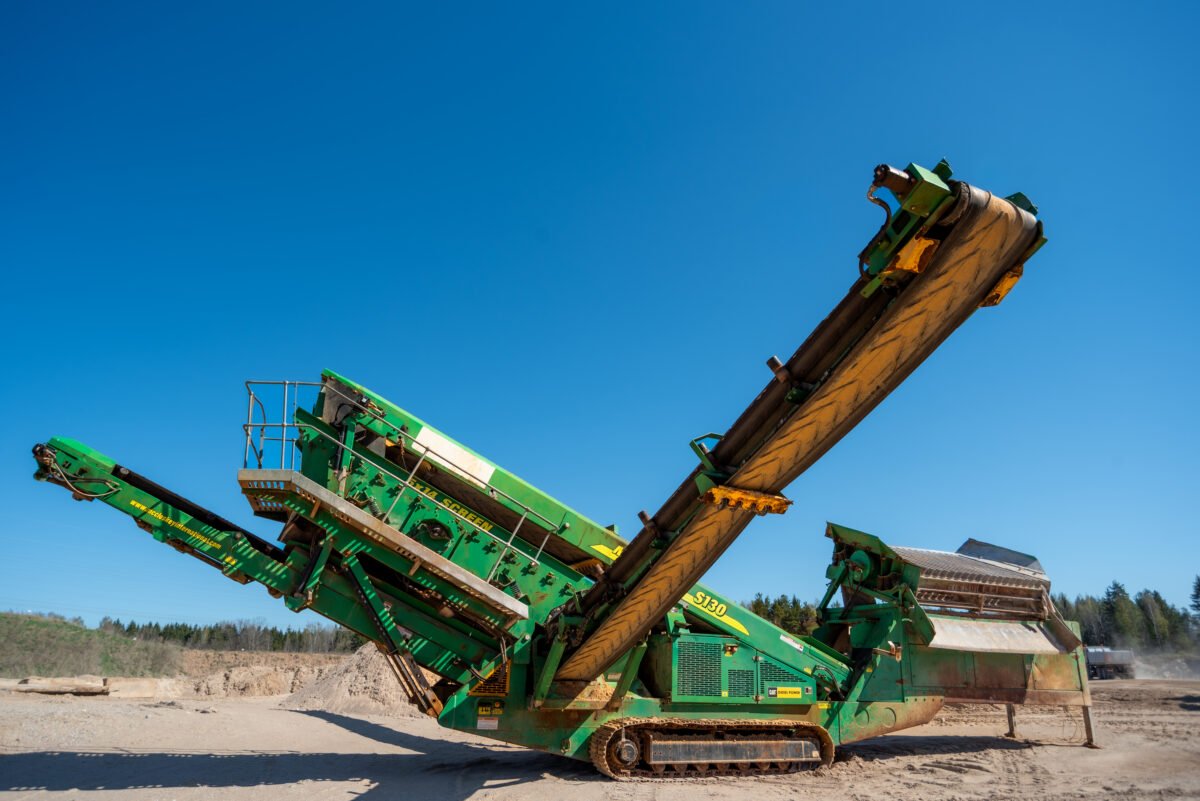 Nuomojamas mobilus sijotuvas McCloskey S130 – sijotuvo nuoma visoje Lietuvoje